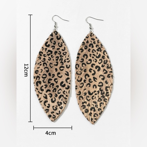 Leopard Pattern Leaf Shaped Drop Earrings - Picture 3 of 3